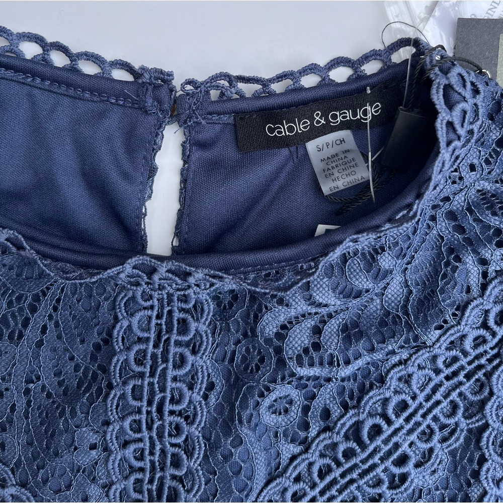 Cable & Gauge Lace Blouse - Picture 4 of 6